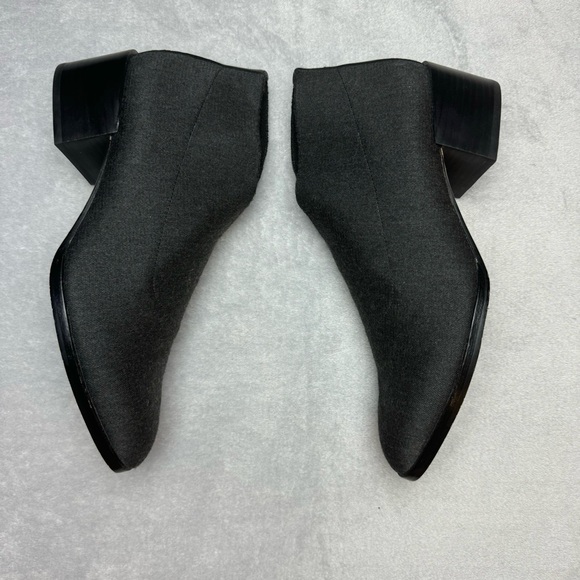 Donald Pliner Daved-Me Bootie - Picture 3 of 10